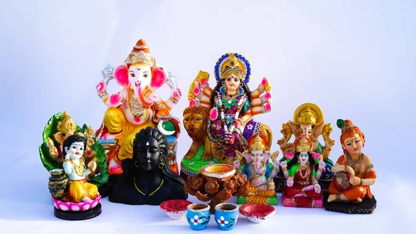 Patung Dewa India Atau Patung Diisolasi Dengan Warna Putih Maa — Stok Foto