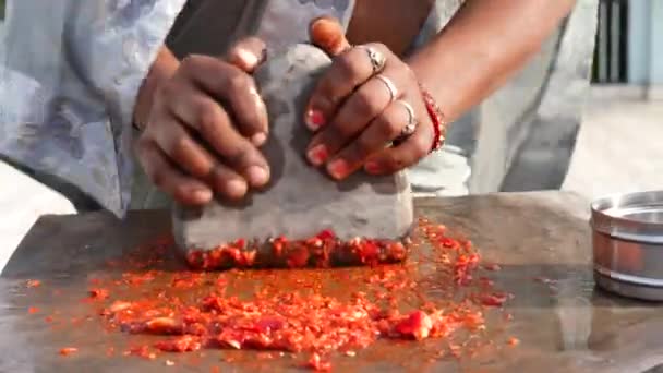 Woman Hand Grinding Chili Stone Manual Process Making Chili Sauce — Stock Video
