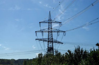 Almanya 'da yüksek voltaj hattı