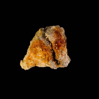 Siyah arkaplanda güzel bir mineral taşı