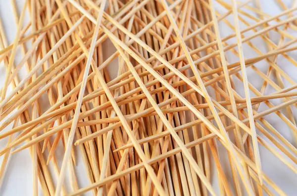 Tahta Sopalar Sarı Arkaplanda Doğal Doku