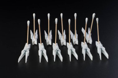 Pembe Kutuda Sahte Kirpikleri Siyah Arkaplan Güzellik Ürünleri Düz Yerde