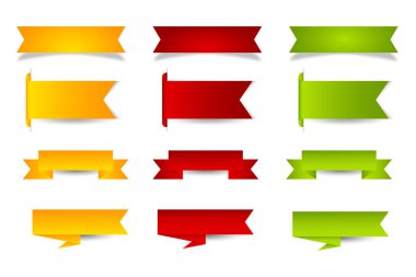 Renkli Kurdele Bayrağı Tasarım ve Dekorasyon için Vektör Etiketlerini Ayarla
