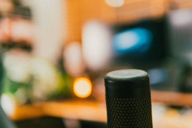 Sinema masası ortamı. Yakın çekim kumaş, bulanık teknoloji arka plan, yaratıcı kullanım için ideal..