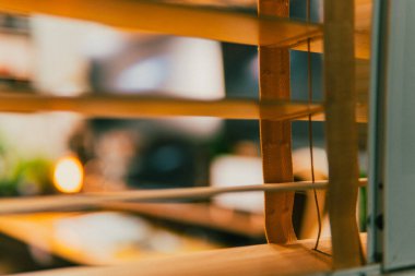 Sinema masası ortamı. Yakın çekim kumaş, bulanık teknoloji arka plan, yaratıcı kullanım için ideal..