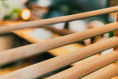 Sinema masası ortamı. Yakın çekim kumaş, bulanık teknoloji arka plan, yaratıcı kullanım için ideal..