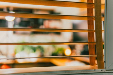 Sinema masası ortamı. Yakın çekim kumaş, bulanık teknoloji arka plan, yaratıcı kullanım için ideal..