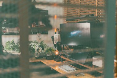 Sinema masası ortamı. Yakın çekim kumaş, bulanık teknoloji arka plan, yaratıcı kullanım için ideal..