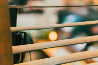 Sinema masası ortamı. Yakın çekim kumaş, bulanık teknoloji arka plan, yaratıcı kullanım için ideal..