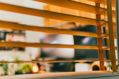 Sinema masası ortamı. Yakın çekim kumaş, bulanık teknoloji arka plan, yaratıcı kullanım için ideal..