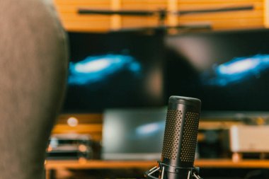 Sinema masası ortamı. Yakın çekim kumaş, bulanık teknoloji arka plan, yaratıcı kullanım için ideal..