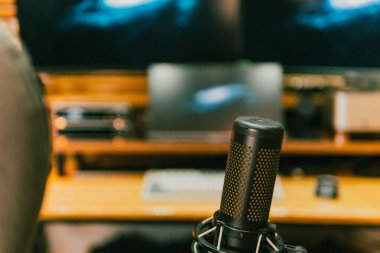 Sinema masası ortamı. Yakın çekim kumaş, bulanık teknoloji arka plan, yaratıcı kullanım için ideal..