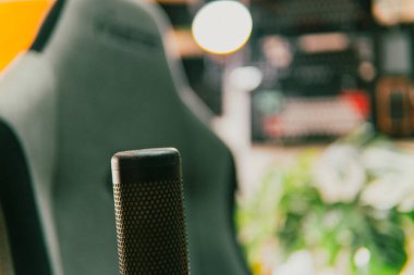 Sinema masası ortamı. Yakın çekim kumaş, bulanık teknoloji arka plan, yaratıcı kullanım için ideal..