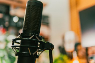 Sinema masası ortamı. Yakın çekim kumaş, bulanık teknoloji arka plan, yaratıcı kullanım için ideal..