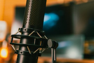 Sinema masası ortamı. Yakın çekim kumaş, bulanık teknoloji arka plan, yaratıcı kullanım için ideal..