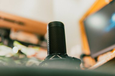 Sinema masası ortamı. Yakın çekim kumaş, bulanık teknoloji arka plan, yaratıcı kullanım için ideal..