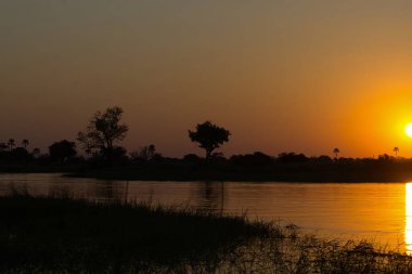 Nil 'de gün batımı