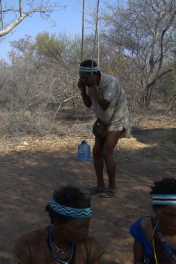 Omo Vadisi 'ndeki Etiyopya kabilesi insanları, 11 Ekim 2 019