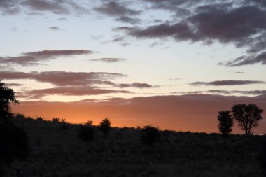 Kuzey Afrika 'da bir dağda gün batımı