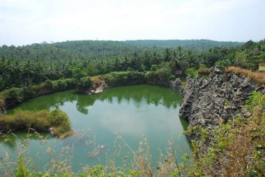 Dağların güzel gölü