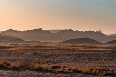 Namibya Afrika 'da gün batımı