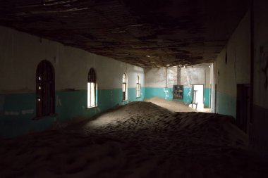 Eski şehrin terk edilmiş binası.