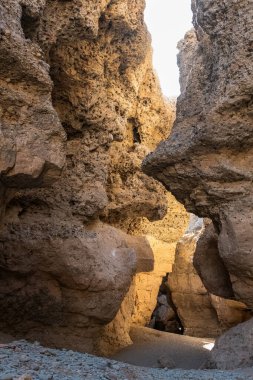 Dağlardaki güzel mağara. Doğa