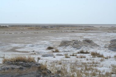 İsrail 'in kuzeyindeki ölü denizin güzel manzarası.