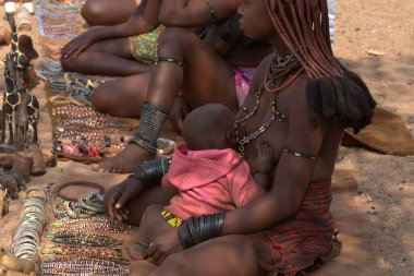 Omo Vadisi, Etiyopya 'daki Afrika kabilesi kızı, 01. 0 9 Kasım 2. 0 18.