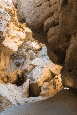 Şehrin mağarasının güzel manzarası.