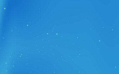 Parıldayan yıldızlı açık mavi gökyüzü, dinlenmek ve ilham vermek için mükemmel sakin bir atmosfer yaratıyor.