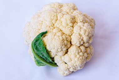 yeşil yaprakları ile karnabahar