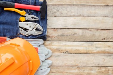 İşçi Bayramı, Amerika Birleşik Devletleri 'nin federal bayramıdır. Onarım ekipmanları ve bir sürü kullanışlı alet. Kullanım ve tasarım için kopyalama alanı olan üst görünüm. İş ve endüstri kavramı.