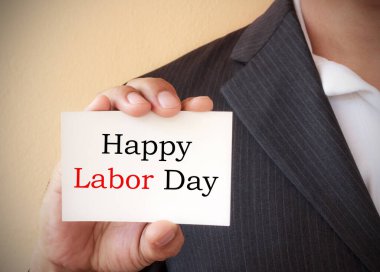 Takım elbiseli bir adamı kapatıyoruz. Tabelada 