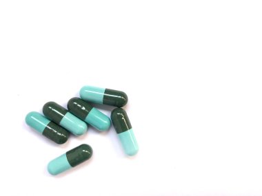 Hap ilaç kopya alanı metniniz için beyaz zemin üzerine izole kapatmak