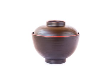 Geleneksel çorba kasesi beyaz zemin üzerine Japon tarzı. alan tasarımı için