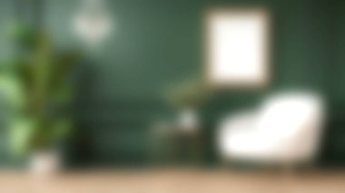 Bu rahat oturma odasında yeşil bir duvar, yumuşak beyaz bir sandalye ve dekoratif kapalı bitkiler var. Huzurlu ve davetkar bir alan yaratıyor. Rahatlama ve tarz için mükemmel..