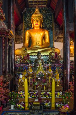 Tayland 'daki Buda Heykelleri, Resimler ve Tapınaklar. Tayland Budist Sanat ve Heykeller Koleksiyonu. Yüce Tanrım. Meditasyon ve Maneviyat için Buda Resimleri