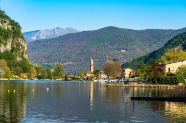 Lugano 'nun gezinti alanı Lugano Gölü manzaralı, Ticino kantonu, İsviçre. Yüksek kalite fotoğraf