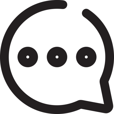 Siyah beyaz yorum simgesi, şeffaf arkaplan ile PNG biçiminde sunulmuştur. Basit ve minimalist tasarım, UI / UX, web uygulamaları, geri bildirim bölümleri veya iletişim görselleri için mükemmel. Çok yönlü dijital kullanım için temiz satırlar