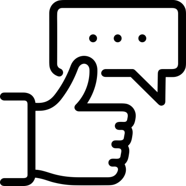 Siyah beyaz yorum simgesi, şeffaf arkaplan ile PNG biçiminde sunulmuştur. Basit ve minimalist tasarım, UI / UX, web uygulamaları, geri bildirim bölümleri veya iletişim görselleri için mükemmel. Çok yönlü dijital kullanım için temiz satırlar