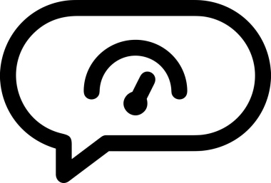 Siyah beyaz yorum simgesi, şeffaf arkaplan ile PNG biçiminde sunulmuştur. Basit ve minimalist tasarım, UI / UX, web uygulamaları, geri bildirim bölümleri veya iletişim görselleri için mükemmel. Çok yönlü dijital kullanım için temiz satırlar