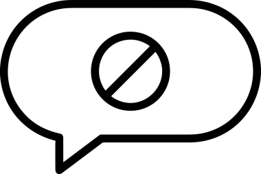 Siyah beyaz yorum simgesi, şeffaf arkaplan ile PNG biçiminde sunulmuştur. Basit ve minimalist tasarım, UI / UX, web uygulamaları, geri bildirim bölümleri veya iletişim görselleri için mükemmel. Çok yönlü dijital kullanım için temiz satırlar