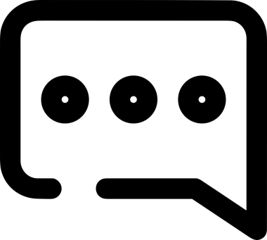 Siyah beyaz yorum simgesi, şeffaf arkaplan ile PNG biçiminde sunulmuştur. Basit ve minimalist tasarım, UI / UX, web uygulamaları, geri bildirim bölümleri veya iletişim görselleri için mükemmel. Çok yönlü dijital kullanım için temiz satırlar