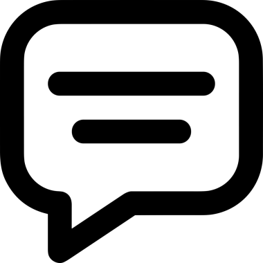 Siyah beyaz yorum simgesi, şeffaf arkaplan ile PNG biçiminde sunulmuştur. Basit ve minimalist tasarım, UI / UX, web uygulamaları, geri bildirim bölümleri veya iletişim görselleri için mükemmel. Çok yönlü dijital kullanım için temiz satırlar