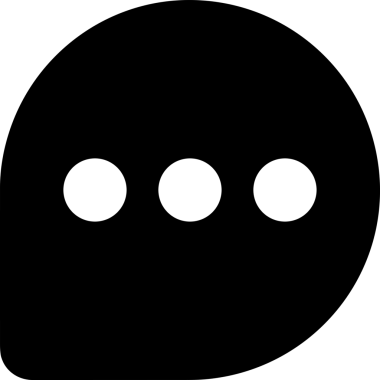 Siyah beyaz yorum simgesi, şeffaf arkaplan ile PNG biçiminde sunulmuştur. Basit ve minimalist tasarım, UI / UX, web uygulamaları, geri bildirim bölümleri veya iletişim görselleri için mükemmel. Çok yönlü dijital kullanım için temiz satırlar