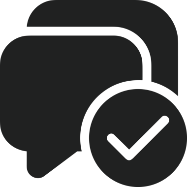 Siyah beyaz yorum simgesi, şeffaf arkaplan ile PNG biçiminde sunulmuştur. Basit ve minimalist tasarım, UI / UX, web uygulamaları, geri bildirim bölümleri veya iletişim görselleri için mükemmel. Çok yönlü dijital kullanım için temiz satırlar