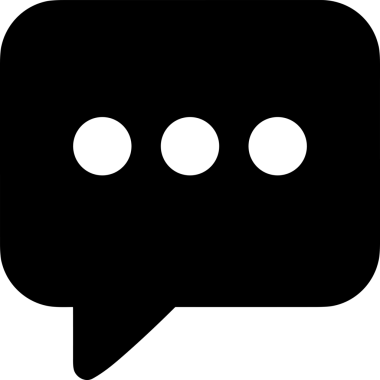 Siyah beyaz yorum simgesi, şeffaf arkaplan ile PNG biçiminde sunulmuştur. Basit ve minimalist tasarım, UI / UX, web uygulamaları, geri bildirim bölümleri veya iletişim görselleri için mükemmel. Çok yönlü dijital kullanım için temiz satırlar