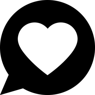 Siyah beyaz yorum simgesi, şeffaf arkaplan ile PNG biçiminde sunulmuştur. Basit ve minimalist tasarım, UI / UX, web uygulamaları, geri bildirim bölümleri veya iletişim görselleri için mükemmel. Çok yönlü dijital kullanım için temiz satırlar