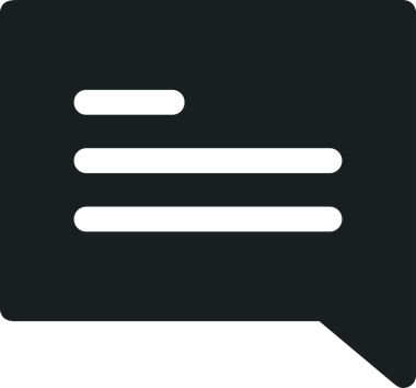 Siyah beyaz yorum simgesi, şeffaf arkaplan ile PNG biçiminde sunulmuştur. Basit ve minimalist tasarım, UI / UX, web uygulamaları, geri bildirim bölümleri veya iletişim görselleri için mükemmel. Çok yönlü dijital kullanım için temiz satırlar